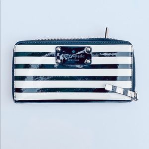 Kate Spade Zip Around Wallet